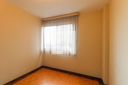 Quarto 1 de apartamento para alugar com 3 quartos, 120m² em Rebouças, Curitiba