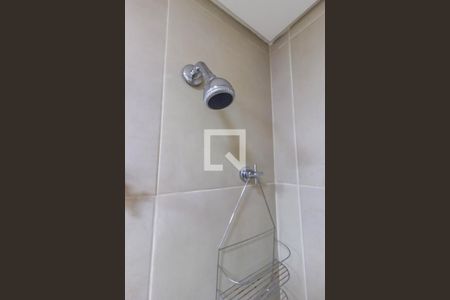 Banheiro de apartamento para alugar com 1 quarto, 43m² em Industrial Autonomistas, Osasco