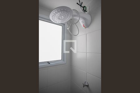 Apartamento para alugar com 36m², 2 quartos e sem vaga Apartamento para alugar com 36m², 2 quartos e sem vagaChuveiro do banheiro