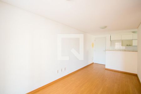 Sala de apartamento à venda com 2 quartos, 60m² em Vila Floresta, Santo André