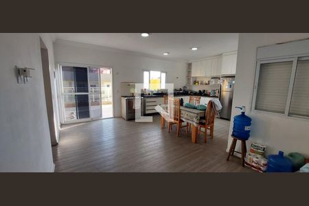 Casa para alugar com 460m², 4 quartos e 4 vagas Casa para alugar com 460m², 4 quartos e 4 vagasSala