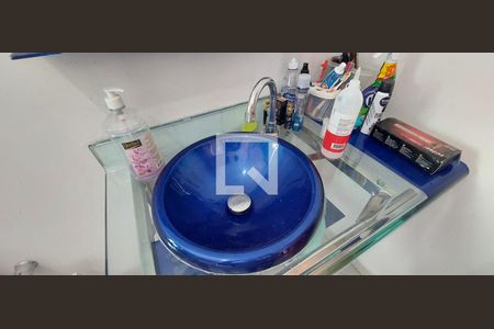 Casa para alugar com 460m², 4 quartos e 4 vagas Casa para alugar com 460m², 4 quartos e 4 vagasBanheiro 2