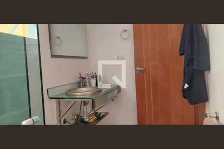 Casa para alugar com 460m², 4 quartos e 4 vagas Casa para alugar com 460m², 4 quartos e 4 vagasBanheiro 1