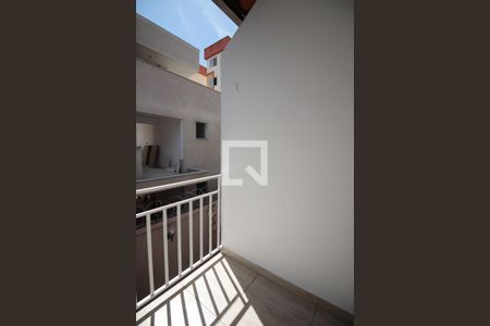 Casa de condomínio à venda com 71m², 2 quartos e 1 vagaVaranda do Quarto 1