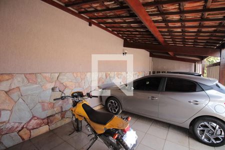 Casa de condomínio à venda com 71m², 2 quartos e 1 vagaGaragem