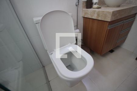 Casa de condomínio à venda com 71m², 2 quartos e 1 vagaBanheiro Social