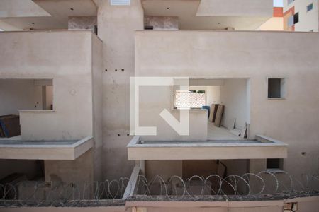 Casa de condomínio à venda com 71m², 2 quartos e 1 vagaVaranda do Quarto 1