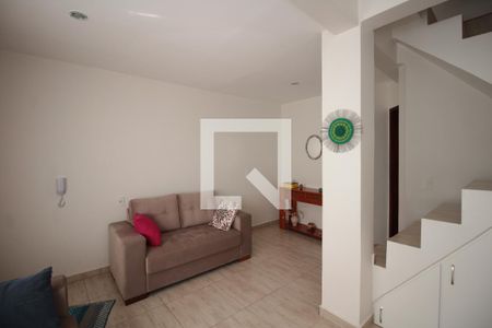 Sala de casa de condomínio à venda com 2 quartos, 71m² em Santa Monica, Belo Horizonte