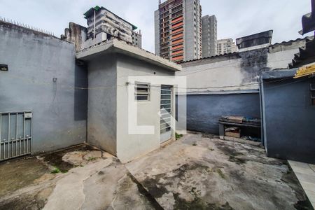 Casa à venda com 240m², 6 quartos e 3 vagas Casa à venda com 240m², 6 quartos e 3 vagasQuintal 2