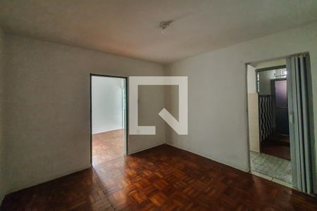 Casa à venda com 240m², 6 quartos e 3 vagas Casa à venda com 240m², 6 quartos e 3 vagasQuarto 2