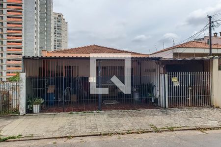 Casa à venda com 240m², 6 quartos e 3 vagas Casa à venda com 240m², 6 quartos e 3 vagasFachada do Prédio