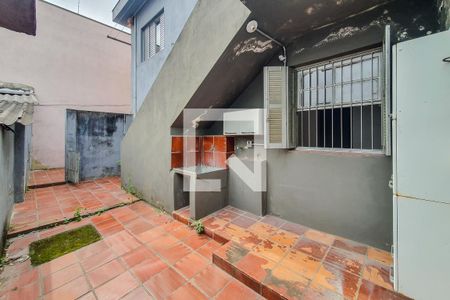 Casa à venda com 240m², 6 quartos e 3 vagas Casa à venda com 240m², 6 quartos e 3 vagasQuintal 1