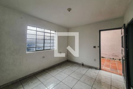 Sala de casa à venda com 6 quartos, 240m² em Vila Dom Pedro I, São Paulo