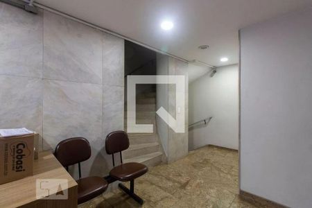 Apartamento à venda com 84m², 2 quartos e sem vagaHall