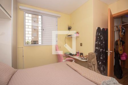 Quarto 1 de apartamento à venda com 2 quartos, 48m² em Protásio Alves, Porto Alegre