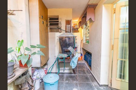 Casa para alugar com 352m², 3 quartos e 4 vagasQuintal