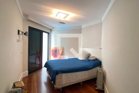 Casa de condomínio à venda com 3500m², 4 quartos e 16 vagasSuíte 4