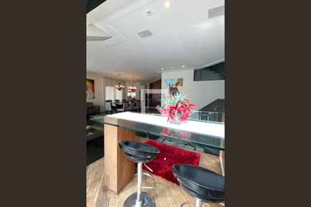 Sala de casa de condomínio à venda com 4 quartos, 3500m² em Alphaville, Santana de Parnaíba