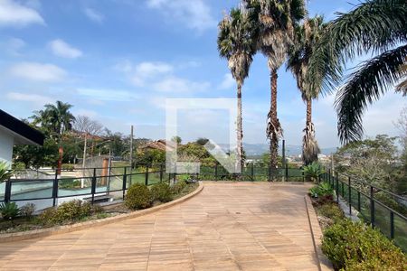 Casa de condomínio à venda com 3500m², 4 quartos e 16 vagasVaranda