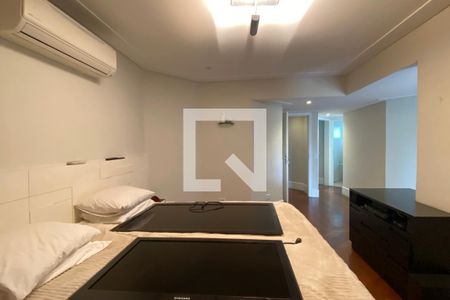 Casa de condomínio à venda com 3500m², 4 quartos e 16 vagasSuíte 1