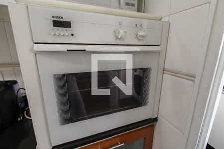 Apartamento para alugar com 92m², 2 quartos e 2 vagasCozinha