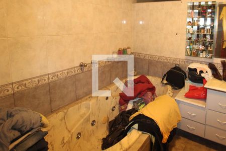 Casa à venda com 350m², 4 quartos e 4 vagasQuarto 3 - Banheiro