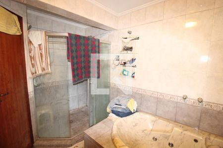 Casa à venda com 350m², 4 quartos e 4 vagasQuarto 3 - Banheiro