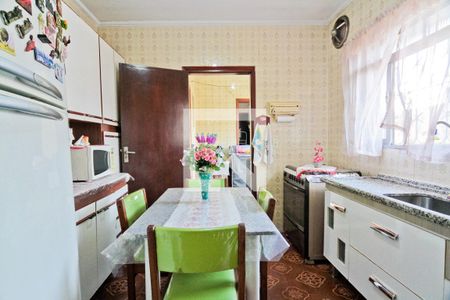 Casa para alugar com 380m², 3 quartos e 4 vagasCozinha