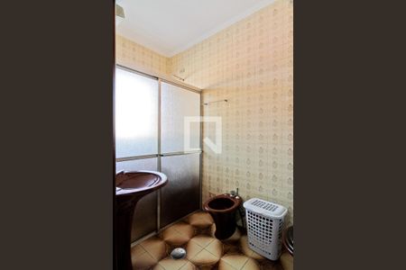 Casa para alugar com 380m², 3 quartos e 4 vagasBanheiro da Suíte