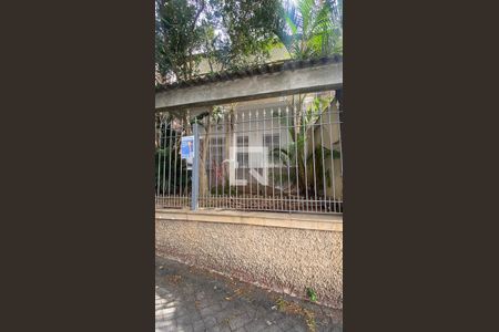 Casa à venda com 207m², 3 quartos e 4 vagasFachada