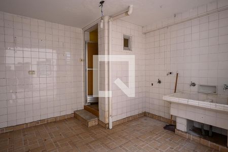 Casa à venda com 207m², 3 quartos e 4 vagasArea de Serviço