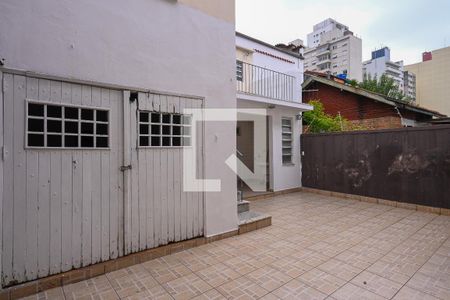 Casa à venda com 207m², 3 quartos e 4 vagasQuintal