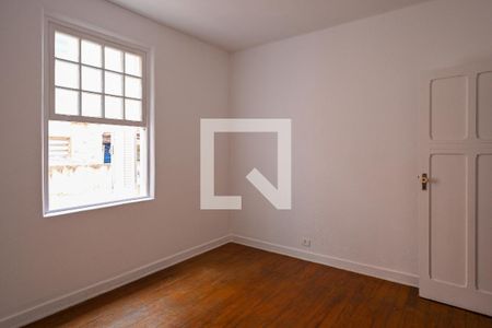 Casa à venda com 207m², 3 quartos e 4 vagasQuarto 2