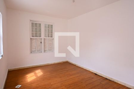 Casa à venda com 207m², 3 quartos e 4 vagasQuarto de Serviço