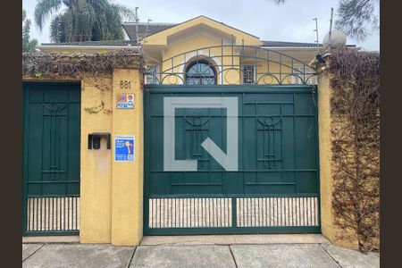 Casa à venda com 880m², 5 quartos e 8 vagasFachada