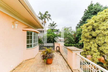 Casa à venda com 880m², 5 quartos e 8 vagasVaranda da Suíte 5