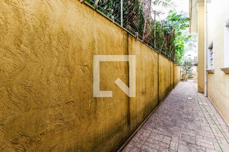 Casa à venda com 880m², 5 quartos e 8 vagasÁrea de Serviço