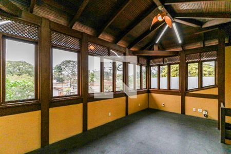 Casa à venda com 880m², 5 quartos e 8 vagasÁrea Gourmet