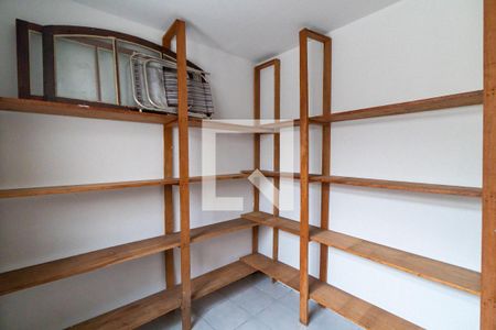 Casa à venda com 164m², 3 quartos e 3 vagasEdícula - Quarto