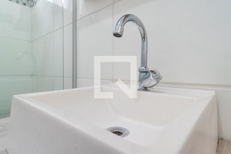 Casa à venda com 164m², 3 quartos e 3 vagasBanheiro da Suíte Detalhe