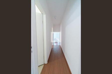 Casa à venda com 164m², 3 quartos e 3 vagasCorredor