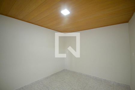 Sala de casa para alugar com 2 quartos, 58m² em Vila Marines, Nova Iguaçu