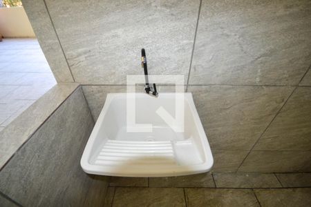 Casa para alugar com 58m², 2 quartos e sem vagaÁrea de Serviço