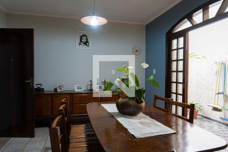 Sala de Jantar de casa à venda com 3 quartos, 198m² em Jardim Silvana, Santo André