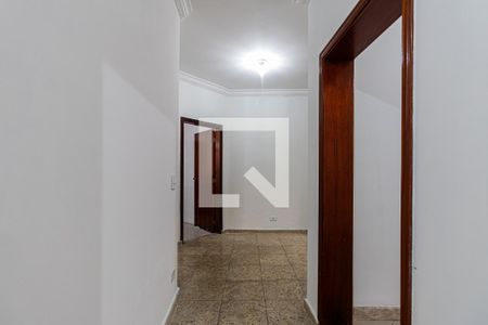Corredor de casa para alugar com 4 quartos, 200m² em Chácara Santo Antônio (zona Leste), São Paulo