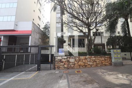 Apartamento à venda com 110m², 2 quartos e 2 vagasFachada do condomínio