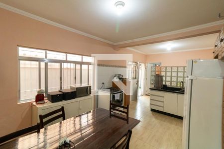 Casa para alugar com 250m², 4 quartos e 3 vagasCozinha