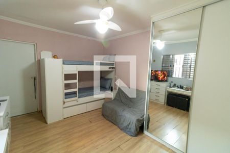 Suíte 1 de casa para alugar com 4 quartos, 250m² em Vila Buenos Aires, São Paulo