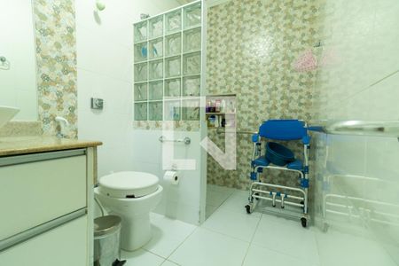 Banheiro da Suíte de casa para alugar com 4 quartos, 250m² em Vila Buenos Aires, São Paulo