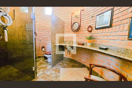 Casa de condomínio à venda com 220m², 3 quartos e 3 vagasBanheiro